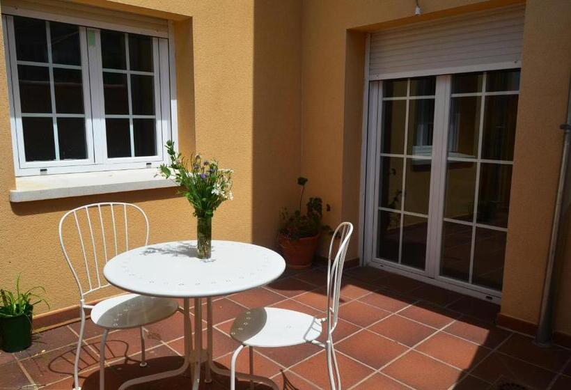 Апартаменты 1 Спальня, Hostal Refugio De Gredos