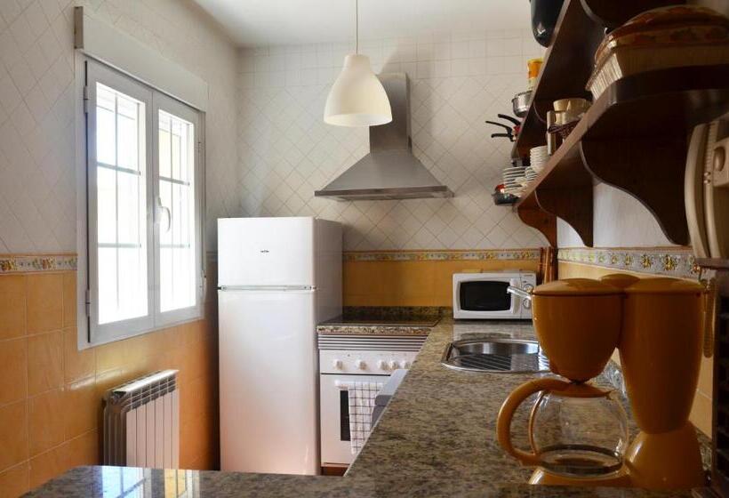 Апартаменты 1 Спальня, Hostal Refugio De Gredos