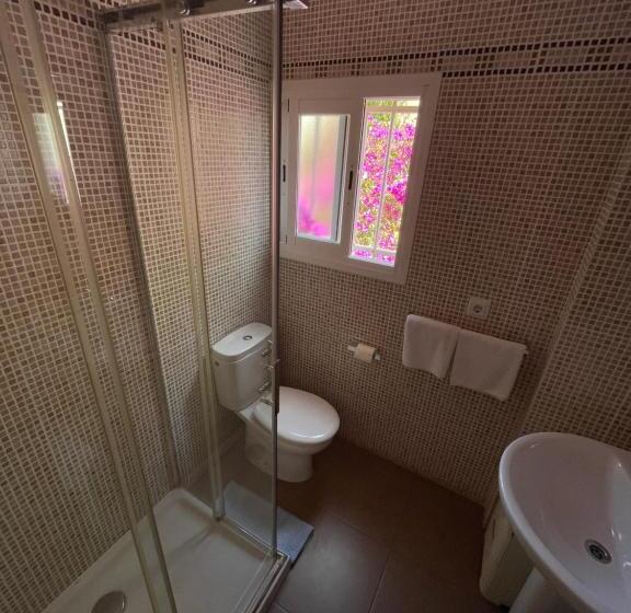 غرفة قياسية, Hostal Roberto