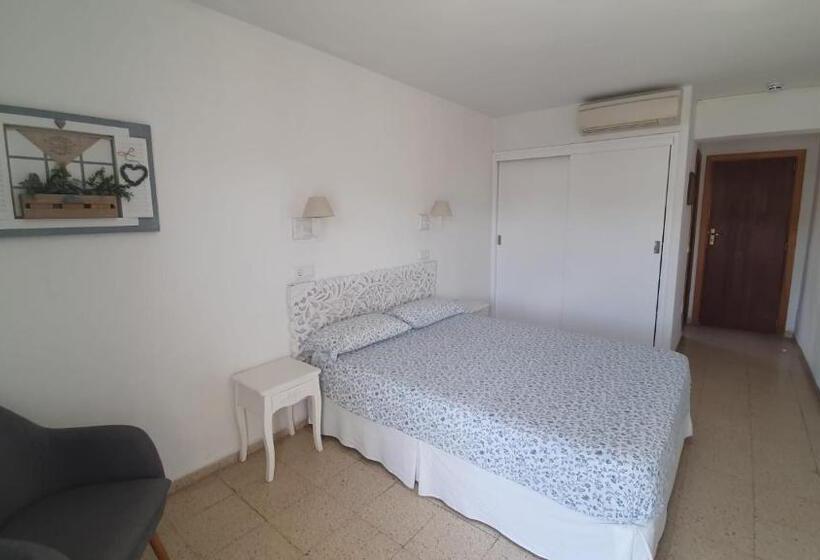 غرفة قياسية, Hostal Roberto