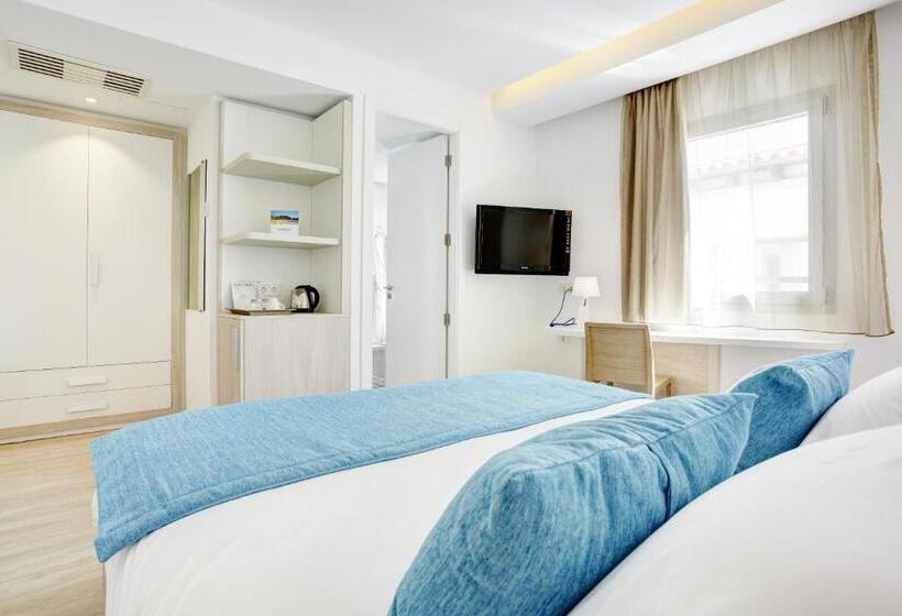 Номер Стандарт Боковой Вид на Море, La Goleta Hotel De Mar   Adults Only