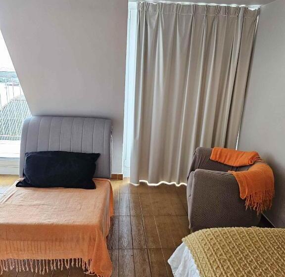 标准间带阳台, Mariquito