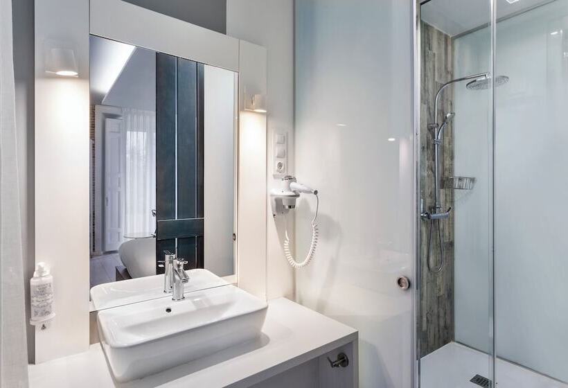 اتاق پرمیوم, B&b Hotel Madrid Centro Fuencarral 52