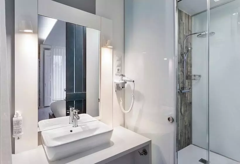 スタンダードルーム, B&b Hotel Madrid Centro Fuencarral 52