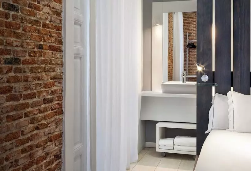 プレミアムルーム, B&b Hotel Madrid Centro Fuencarral 52
