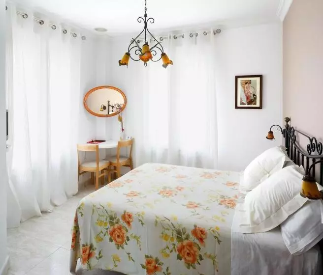 スーペリアールーム, Hostal Barrera
