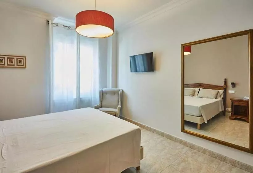 Superior Oda, Hostal Barrera