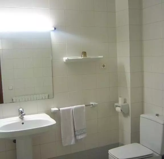 Habitación Estándar, Hostal Les Collades