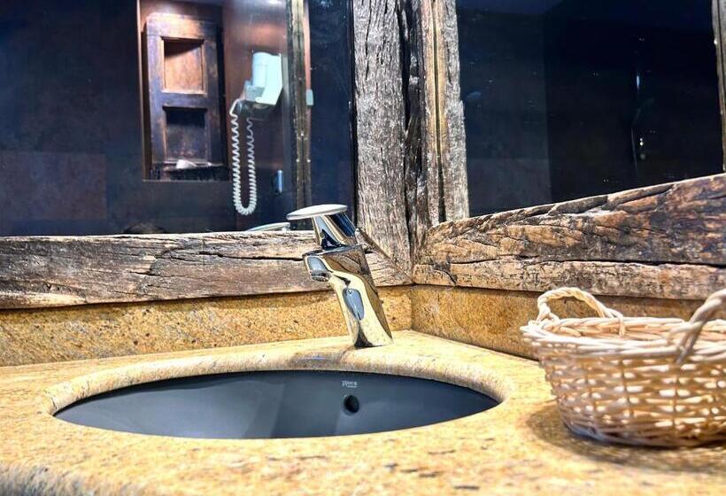 Номер Стандарт с Гидромассажем, La Posada D àneu By Rural D àneu