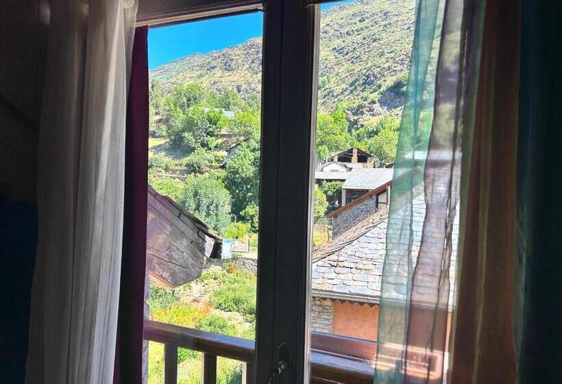 Номер Стандарт с Гидромассажем, La Posada D àneu By Rural D àneu