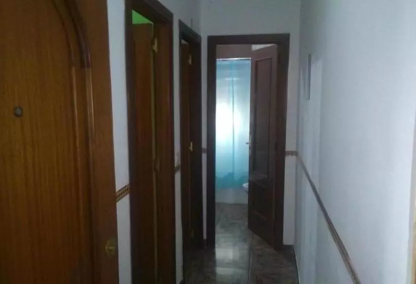 اتاق خانوادگی, Hostal Virgen Del Rocío