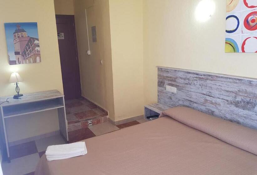 ファミリールーム, Hostal Virgen Del Rocío