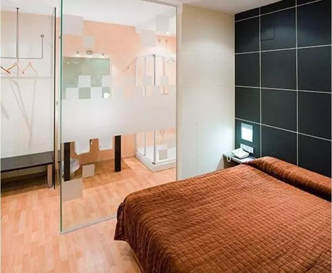 Standardzimmer, Area Serrano