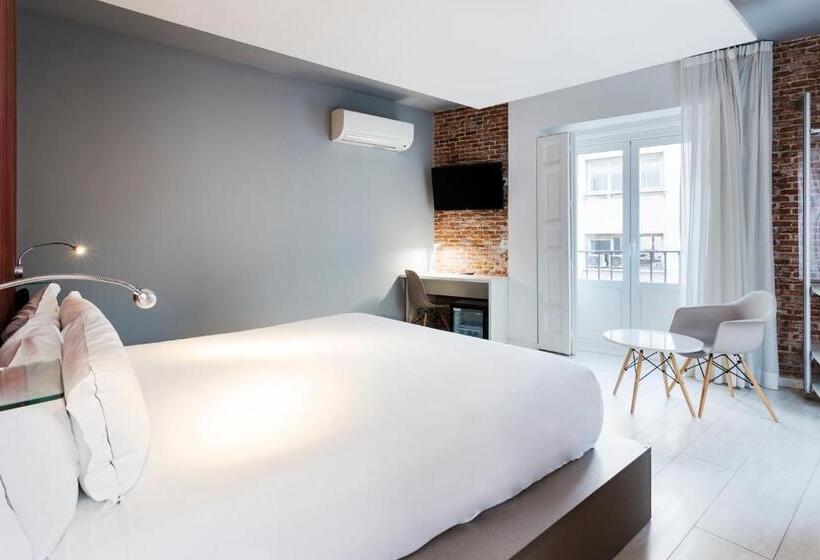スーペリアールーム, B&b Hotel Madrid Centro Fuencarral 52