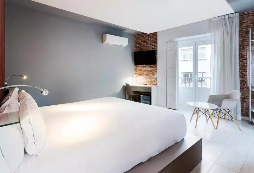 スーペリアールーム, B&b Hotel Madrid Centro Fuencarral 52