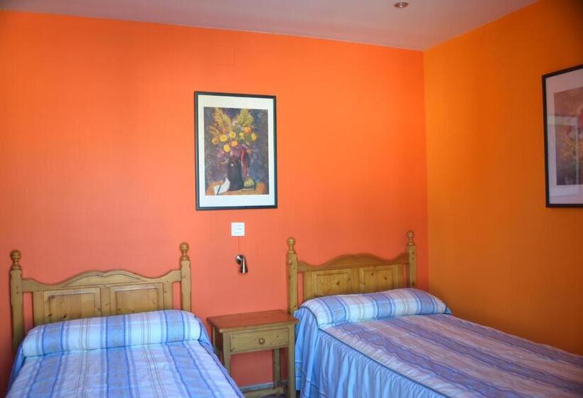 スタンダードルーム, Hostal Albe