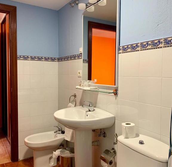 スタンダードルーム, Hostal Albe