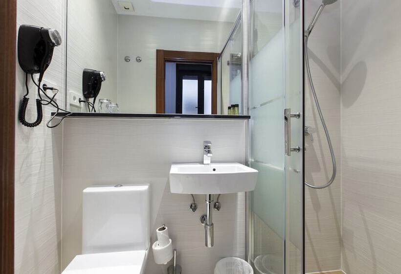 Habitación Estándar Individual, Hostal Castilla I Atocha