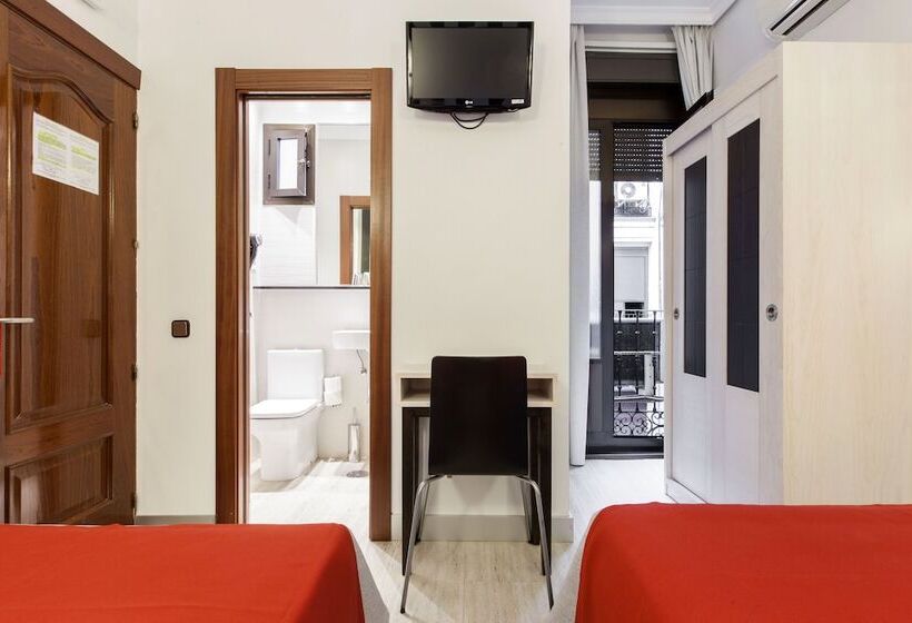 غرفة قياسية, Hostal Castilla I Atocha