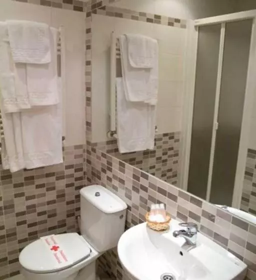 Camera Standard, Hostal Colon