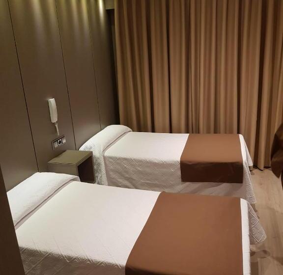 اتاق استاندارد, Hostal Colon