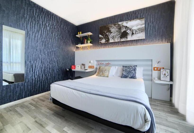 غرفة قياسية, Luze El Villa