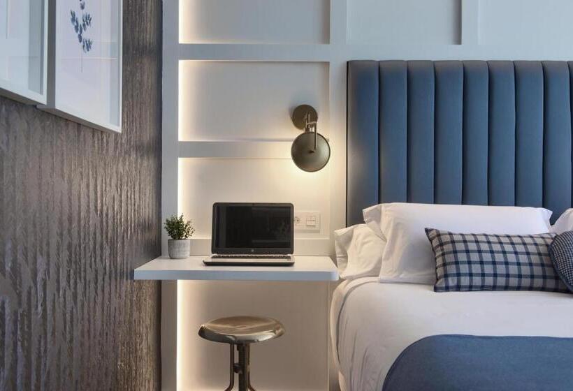 غرفة ديلوكس, Luze El Villa