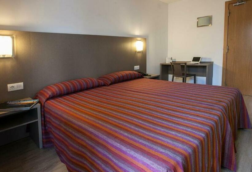 이코노미 룸, Montesol Benidorm