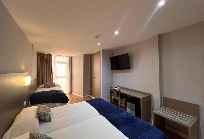 4인용 스탠다드 룸, Montesol Benidorm