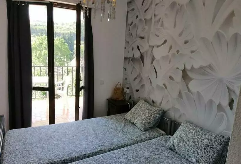 バス共有のスタンダードルーム, Albergue Puente Para Peregrinos