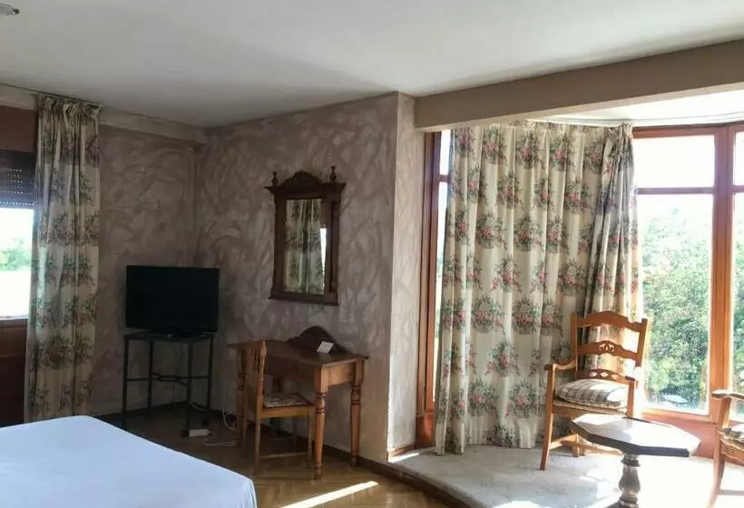 سوییت جونیور, Rural Hotel Las Gacelas