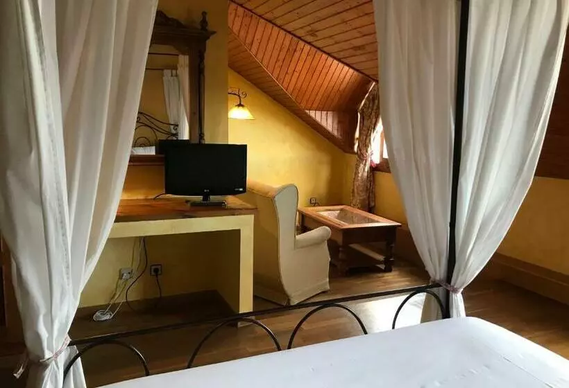 سوییت سوپریور, Rural Hotel Las Gacelas