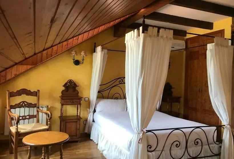 سوییت سوپریور, Rural Hotel Las Gacelas
