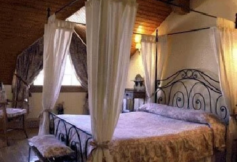 Полулюкс, Rural Hotel Las Gacelas
