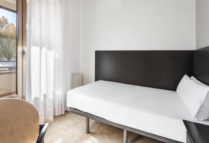 اتاق استاندارد یک نفره, Victoria Valdemoro