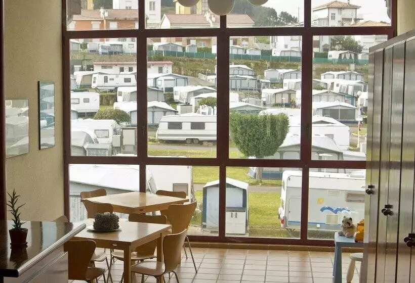 テラス付き１ベッドルームアパートメント, Apartamentos Marina