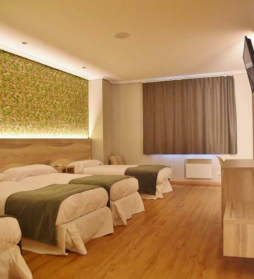 스탠다드 트리플 룸, Hospedium Hotel La Marina Costa Da Morte