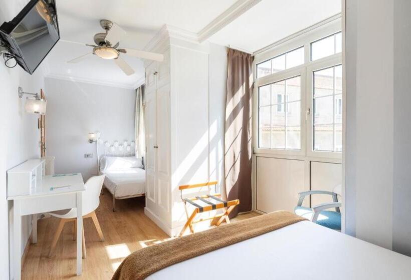 חדר סטנדרט לשלושה, Alda Puerta del Sol