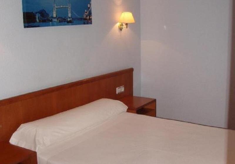 اتاق استاندارد یک نفره, Cityexpress Covadonga