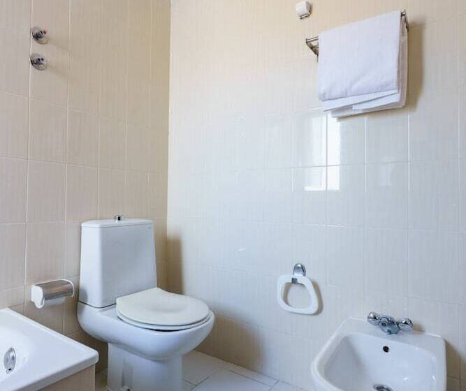 标准三人间, Costa Andaluza