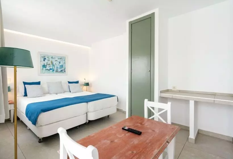 Premium Room, Guya Wave