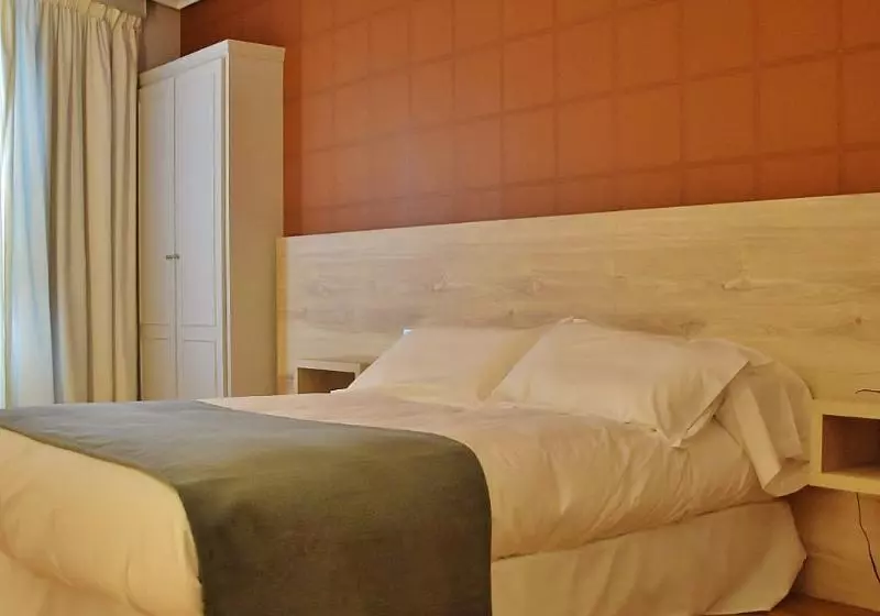 اتاق استاندارد یک نفره, Hospedium Hotel La Marina Costa Da Morte