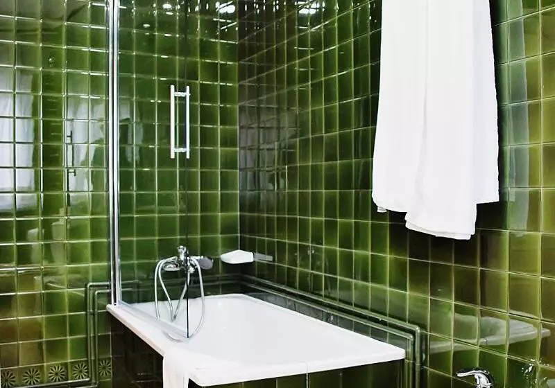 اتاق استاندارد چهار تخته, Hospedium Hotel La Marina Costa Da Morte