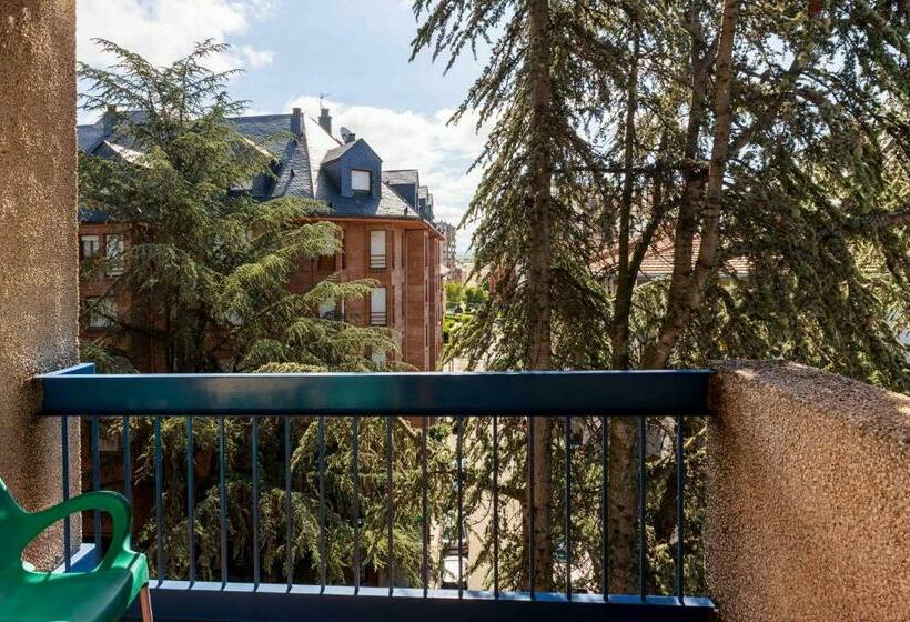 四人标准间, Oroel Hotel & Spa