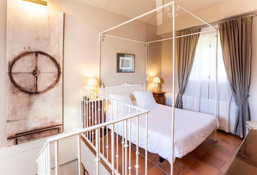 带山景的高级间, Spa Salinas De Imón