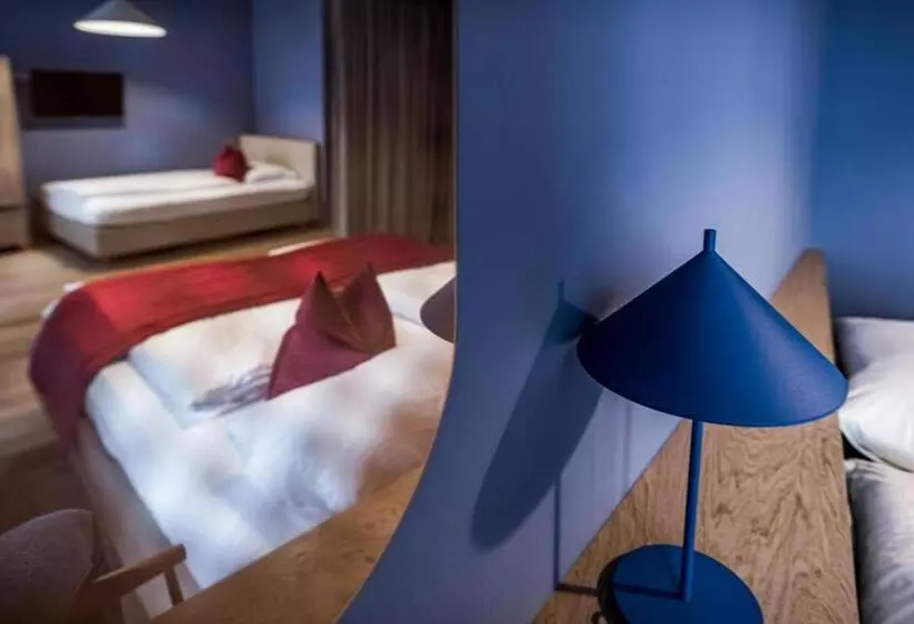 プレミアムトリプルルーム, Altstadthotel Weisse Taube