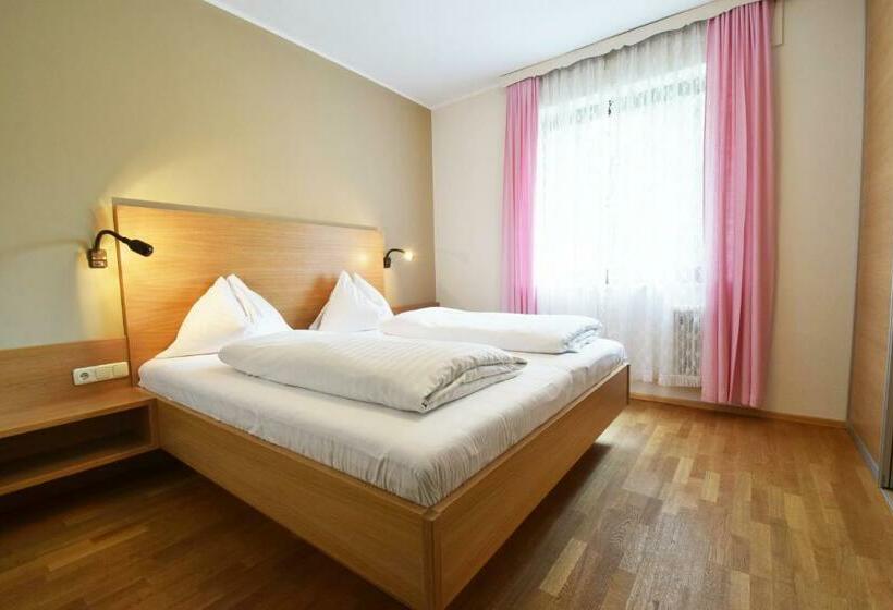 带2个卧室的公寓, Amerika Holzer Hotel & Resort