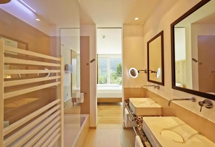 スイート, Amerika Holzer Hotel & Resort