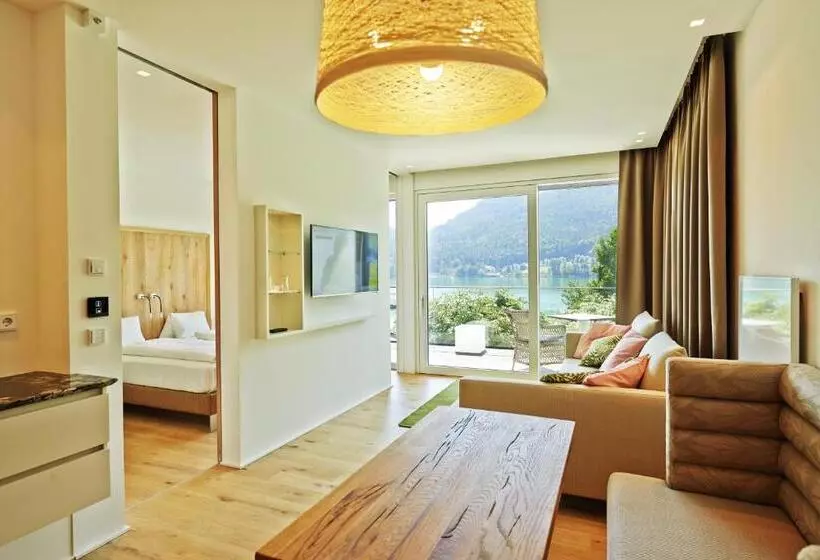 スイート, Amerika Holzer Hotel & Resort