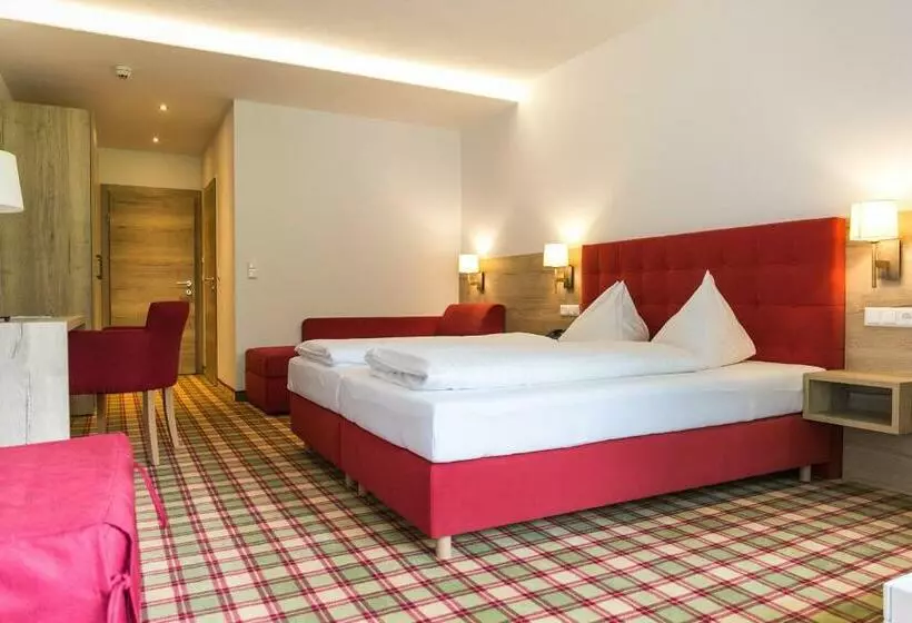 バルコニー付きスーペリアルーム, Familiengut Hotel Burgstaller